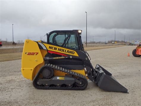 new holland c227 oil capacity